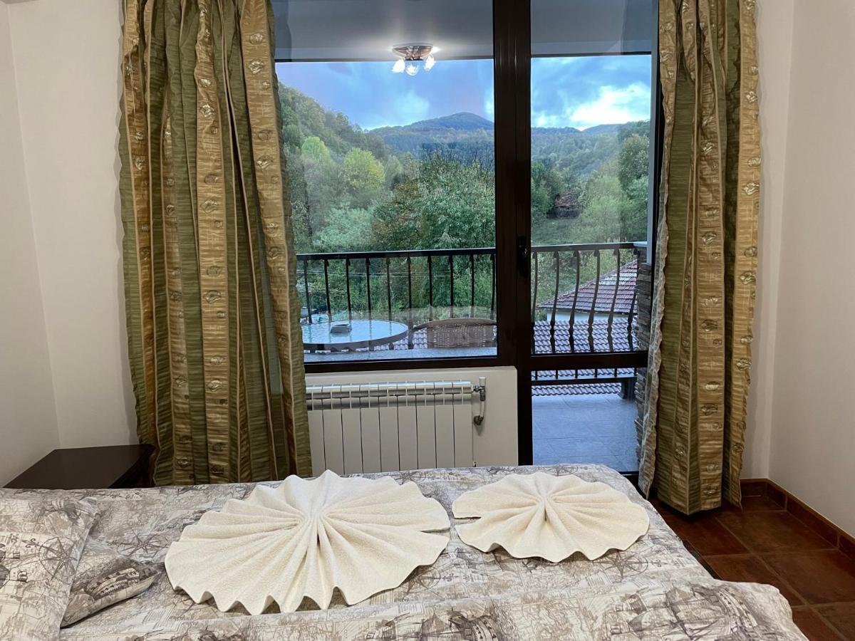 Guesthouse Hitar Petar Gabrovo Exterior photo