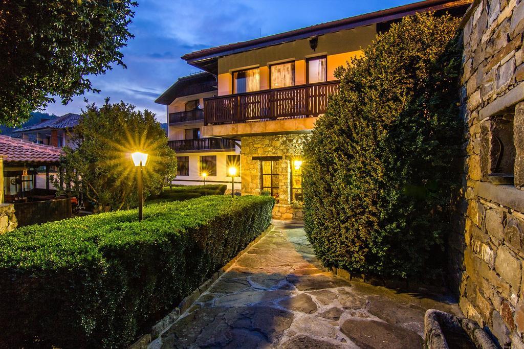 Guesthouse Hitar Petar Gabrovo Exterior photo